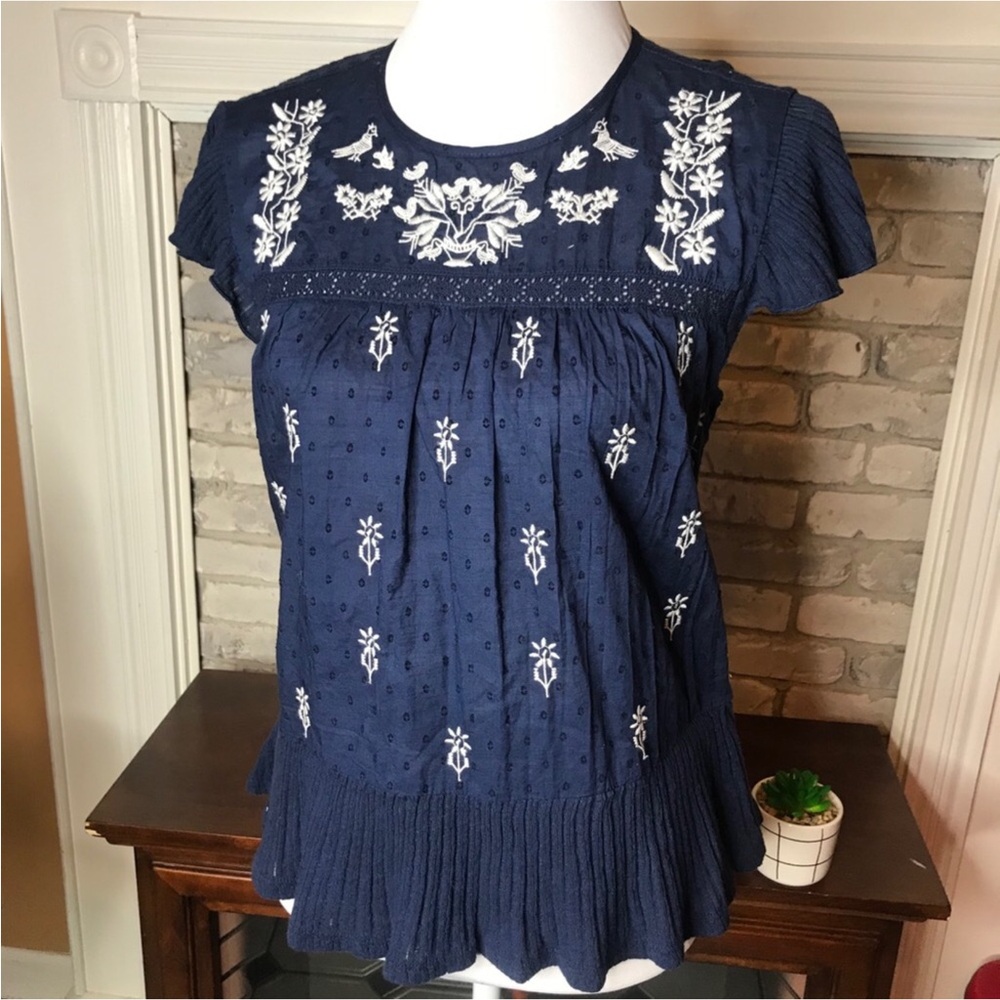 Lucky Brand Embroidered Bird Flutter Sleeve Top Navy Blue White